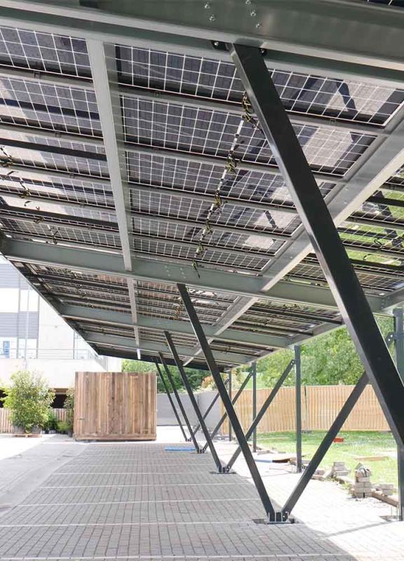 OIKA - Ombrière solaire 15 places